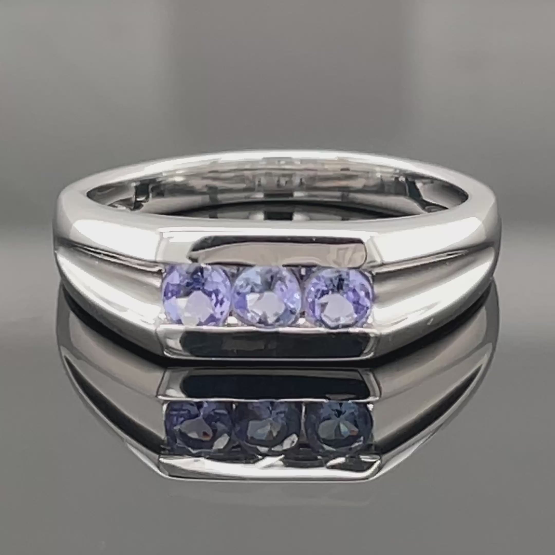 RING AUS 925/- SILBER RHODINIERT MIT TANSANIT AA